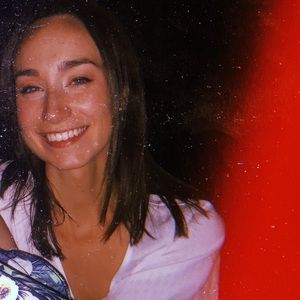 Meet your Posher, Becca